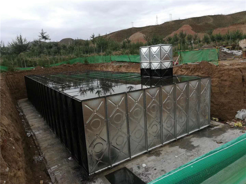 抗（kàng）腐式地埋水箱